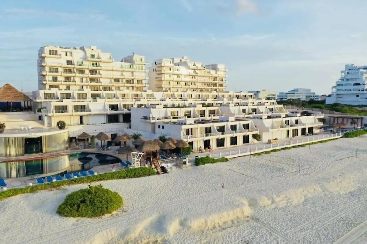 Apartment Cancun Hotel Zone - 2 Bedroom Beachfront, Bright And Spacious Mexico